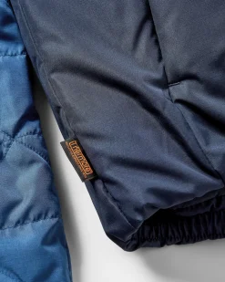 Passenger Water Resistant|Insulated><noscript><img width=