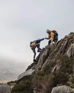 Passenger Water Resistant|Insulated><noscript><img width=