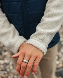 Passenger Fleece|Fleece><noscript><img width=