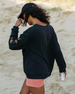 Passenger Hoodies & Sweatshirts><noscript><img width=