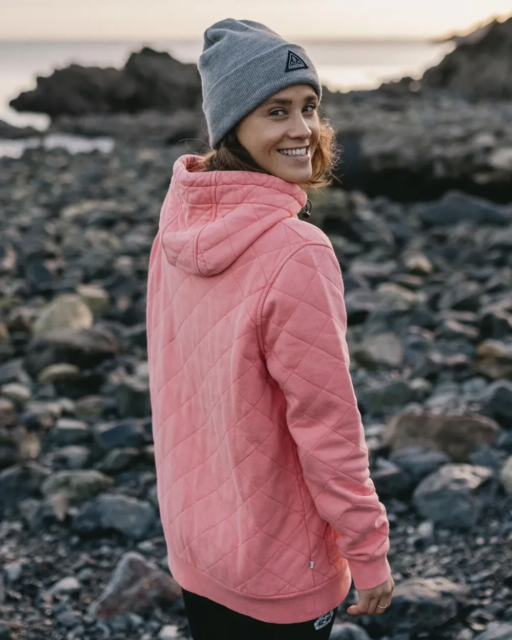 Passenger Hoodies & Sweatshirts|Activewear>Clementine Recycled Quilted Popper Up Hoodie Shell Pink