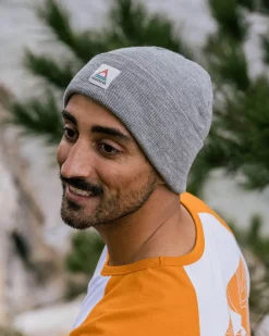 Passenger Accessories|Beanies><noscript><img width=