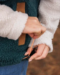 Passenger Fleece|Fleece><noscript><img width=