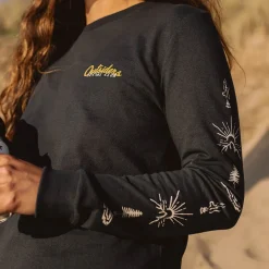 Passenger Tops & T-Shirts><noscript><img width=