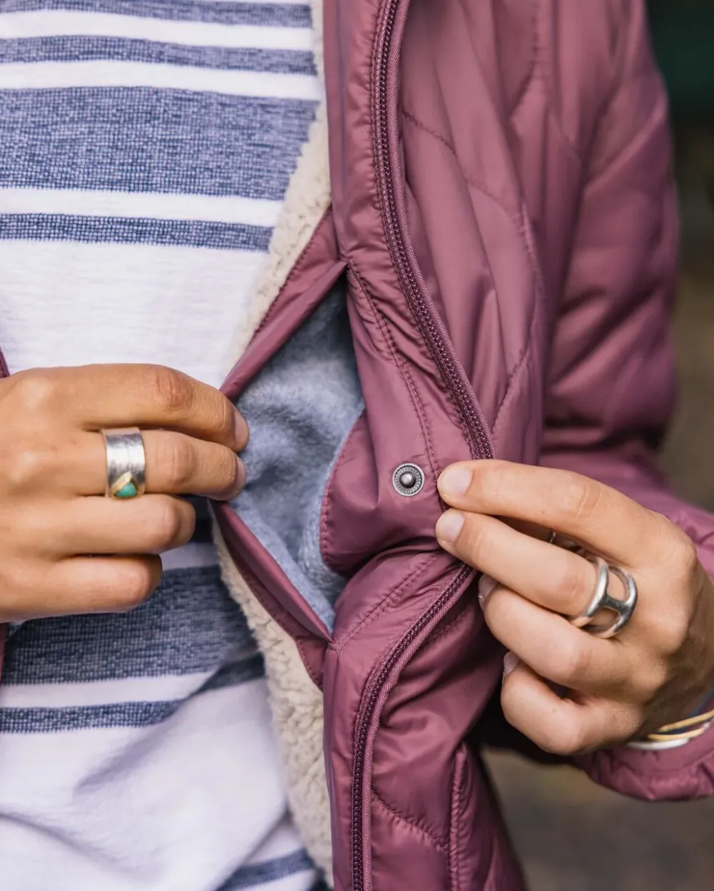 Passenger Insulated|Women's Outlet>Earthy Recycled Sherpa Lined Insulated Jacket Crushed Berry