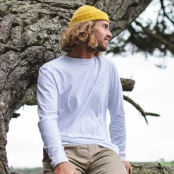 Passenger T-Shirts & Tank Tops>Escapism Recycled LS T-Shirt White