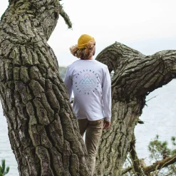 Passenger T-Shirts & Tank Tops><noscript><img width=