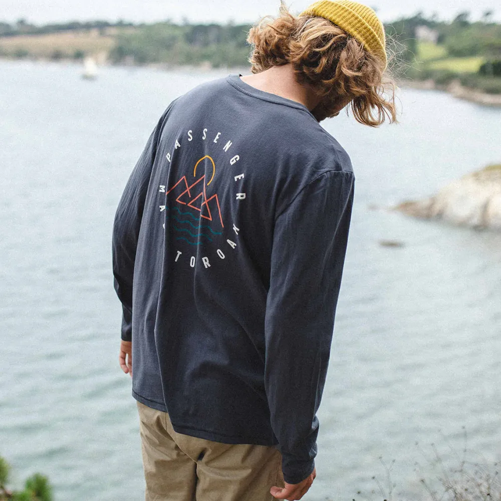 Passenger T-Shirts & Tank Tops|Best Sellers>Escapism Recycled LS T-Shirt Faded Black