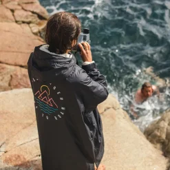 Floris van Bommel Outdoor Living|Outdoor Living>Escapism Recycled Sherpa Lined Changing Robe Black