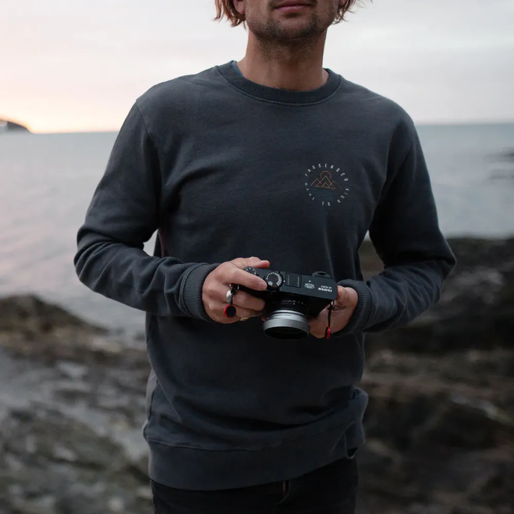 Passenger Hoodies & Sweatshirts|Best Sellers>Escapism Recycled Sweatshirt Faded Black