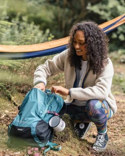 Passenger Fleece|Fleece><noscript><img width=