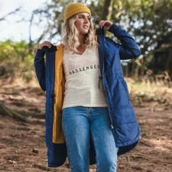 Passenger Water Resistant|Insulated><noscript><img width=