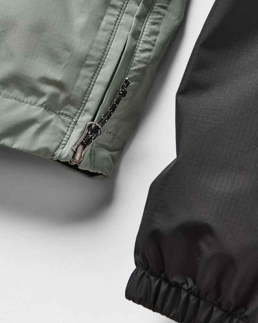 Passenger Water Resistant|Best Sellers>Flow 1/2 Zip Recycled Water Resistant Jacket True Black/Pistachio