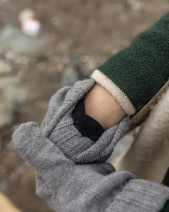 Passenger Accessories|Gloves><noscript><img width=