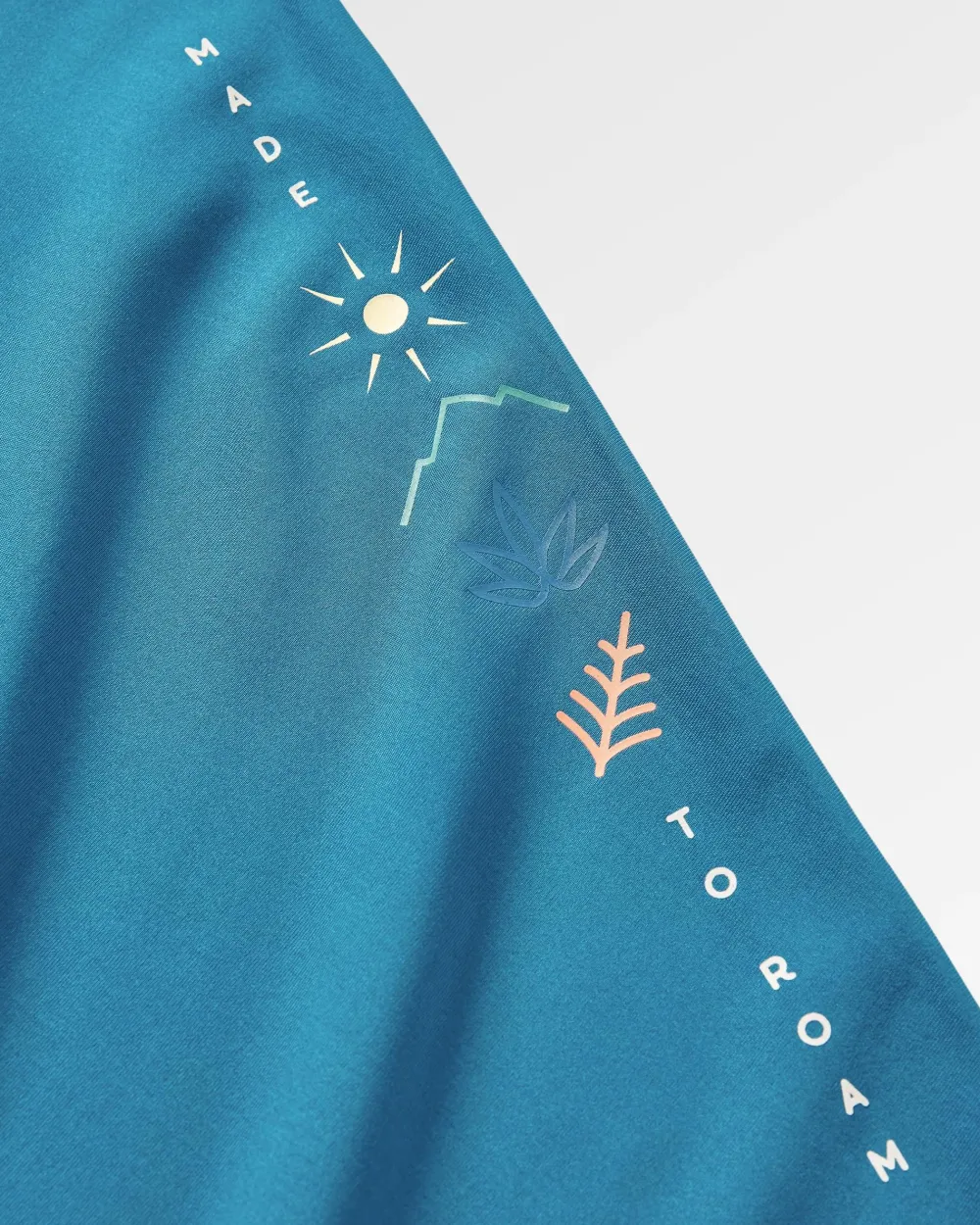 Passenger Tops & T-Shirts|Activewear>Hatha Recycled Active Top Corsair Blue