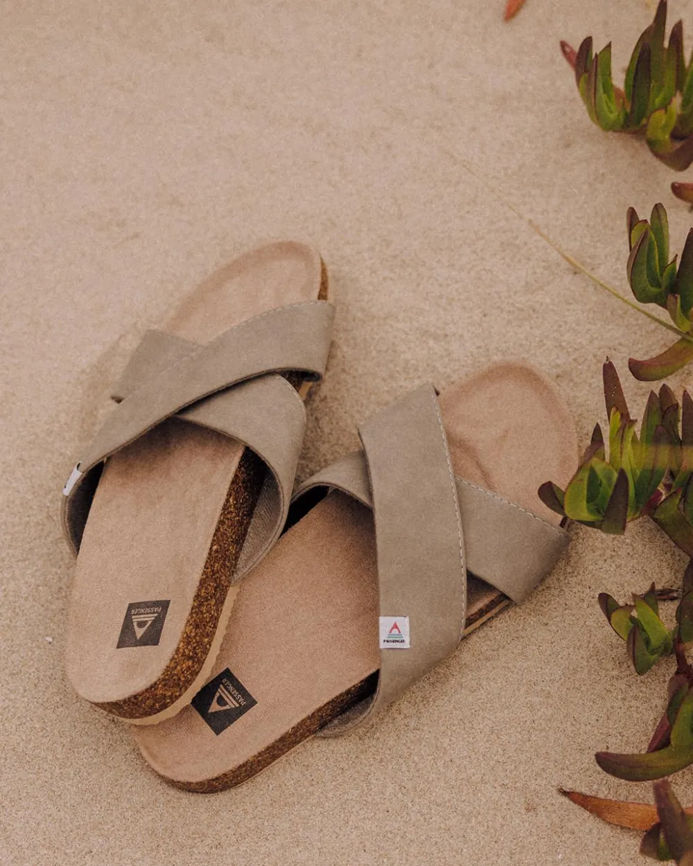 Passenger Flip Flops & Sandals|Flip Flops & Sandals>Island Sandal Biscuit