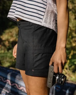 Passenger Shorts|Activewear>Laura Fixed Waist Short True Black