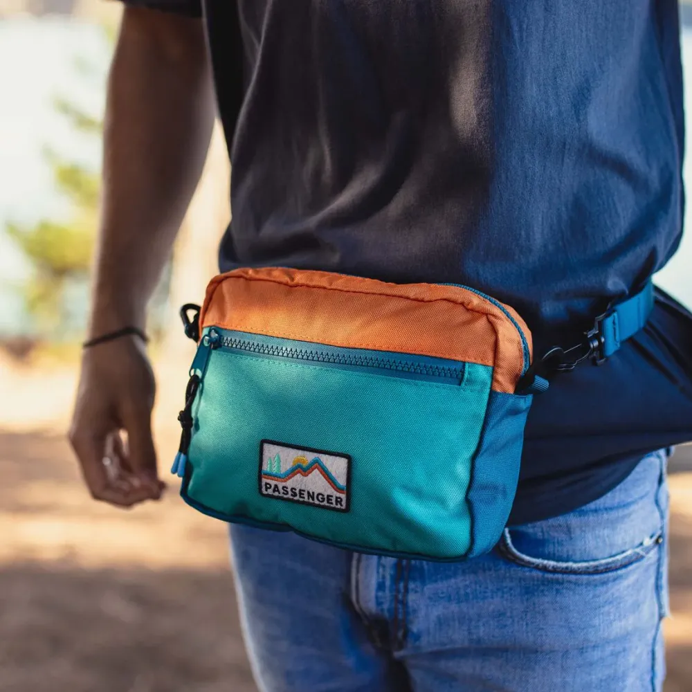 Passenger Backpacks & Bags|Backpacks & Bags>Mainland Recycled Hip Pack Multi Colour