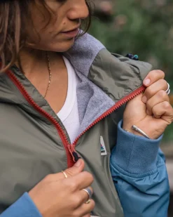 Passenger Insulated><noscript><img width=