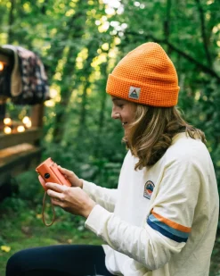 Passenger Accessories|Beanies><noscript><img width=