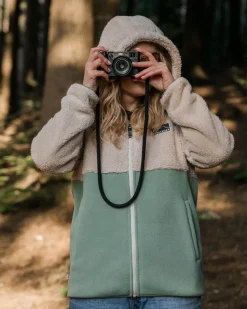 Passenger Fleece|Fleece><noscript><img width=