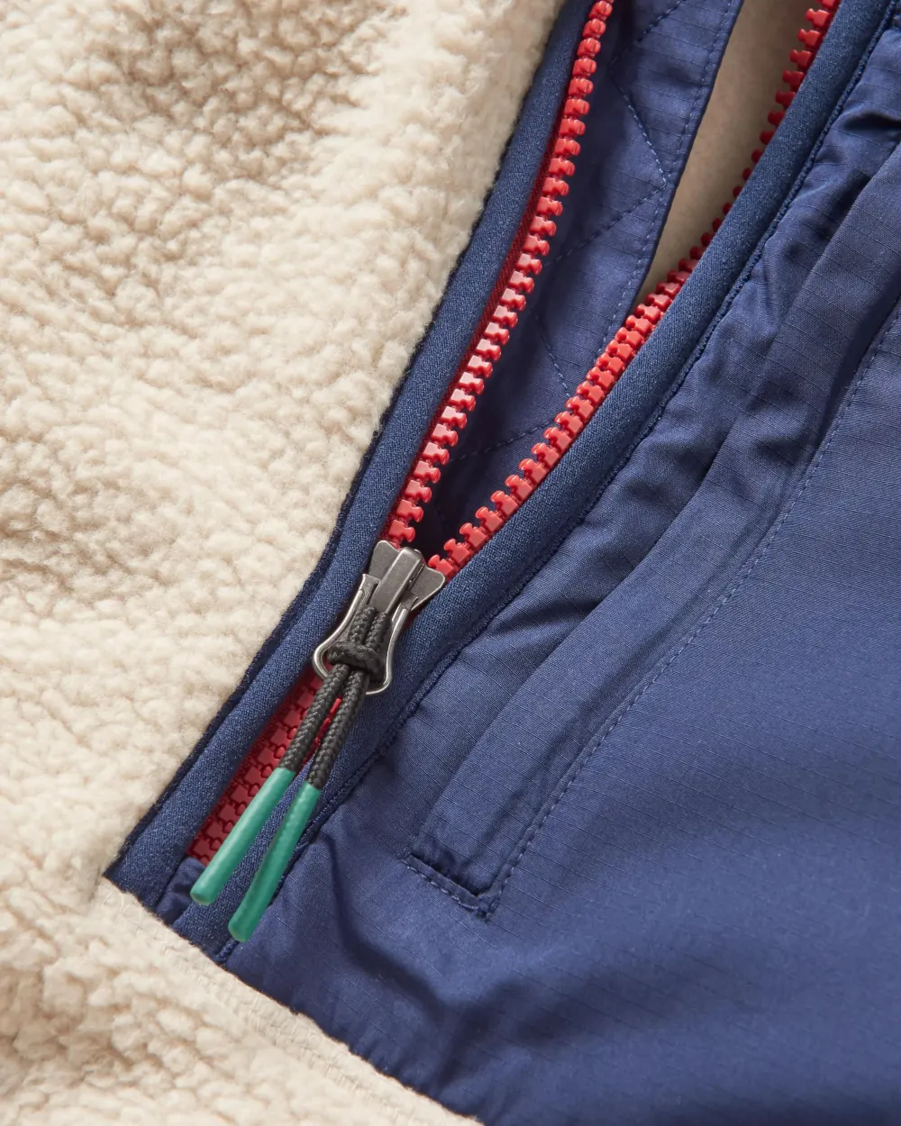 Passenger Winter Road Trip Essentials|Best Sellers>Offgrid 2.0 Recycled Sherpa Fleece Oatmeal/Navy