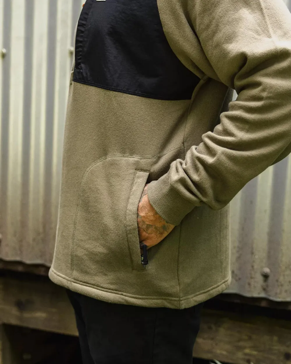 Passenger Hoodies & Sweatshirts|Men's Outlet>Offgrid 1/4 Zip Recycled Cotton Sweatshirt Dusty Olive