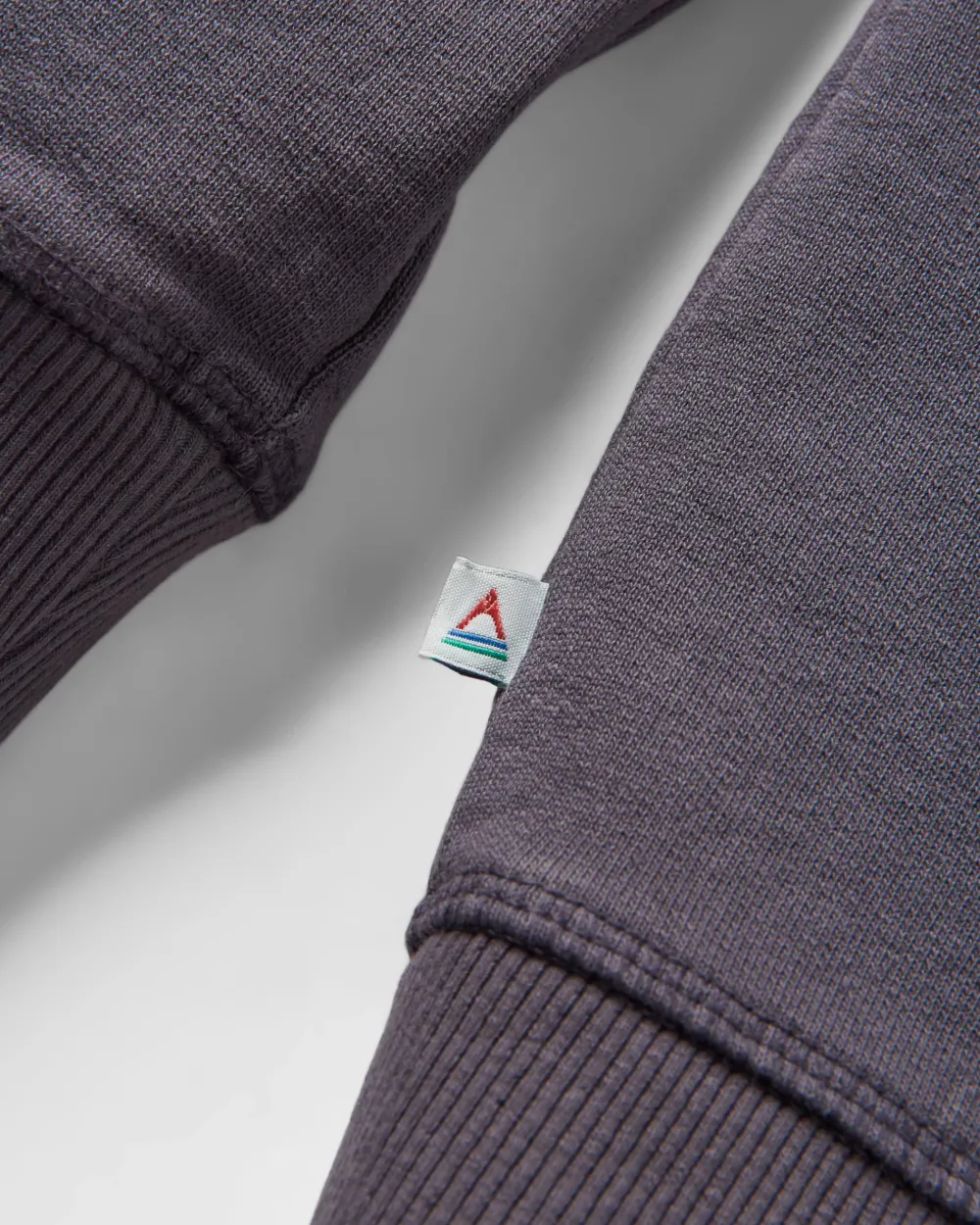 Passenger Hoodies & Sweatshirts>Perfect Days Sweatshirt Charcoal