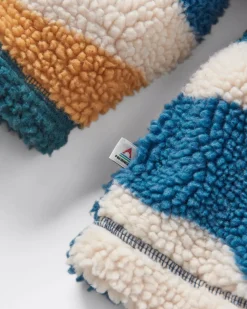 Passenger Fleece|Fleece><noscript><img width=