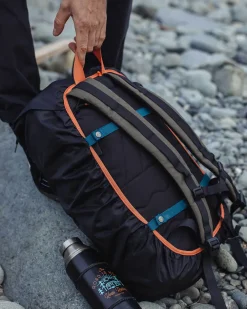 Passenger Backpacks & Bags|Backpacks & Bags>Recycled Waterproof Backpack Cover (18-35L) Black