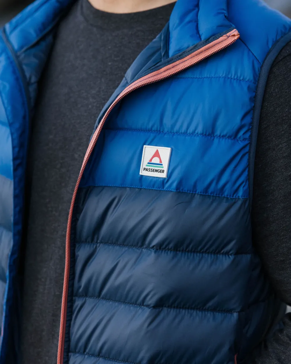 Passenger Insulated>Roamer Insulated Vest Rich Navy/Cobalt