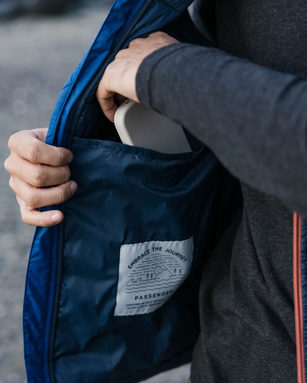 Passenger Insulated>Roamer Insulated Vest Rich Navy/Cobalt