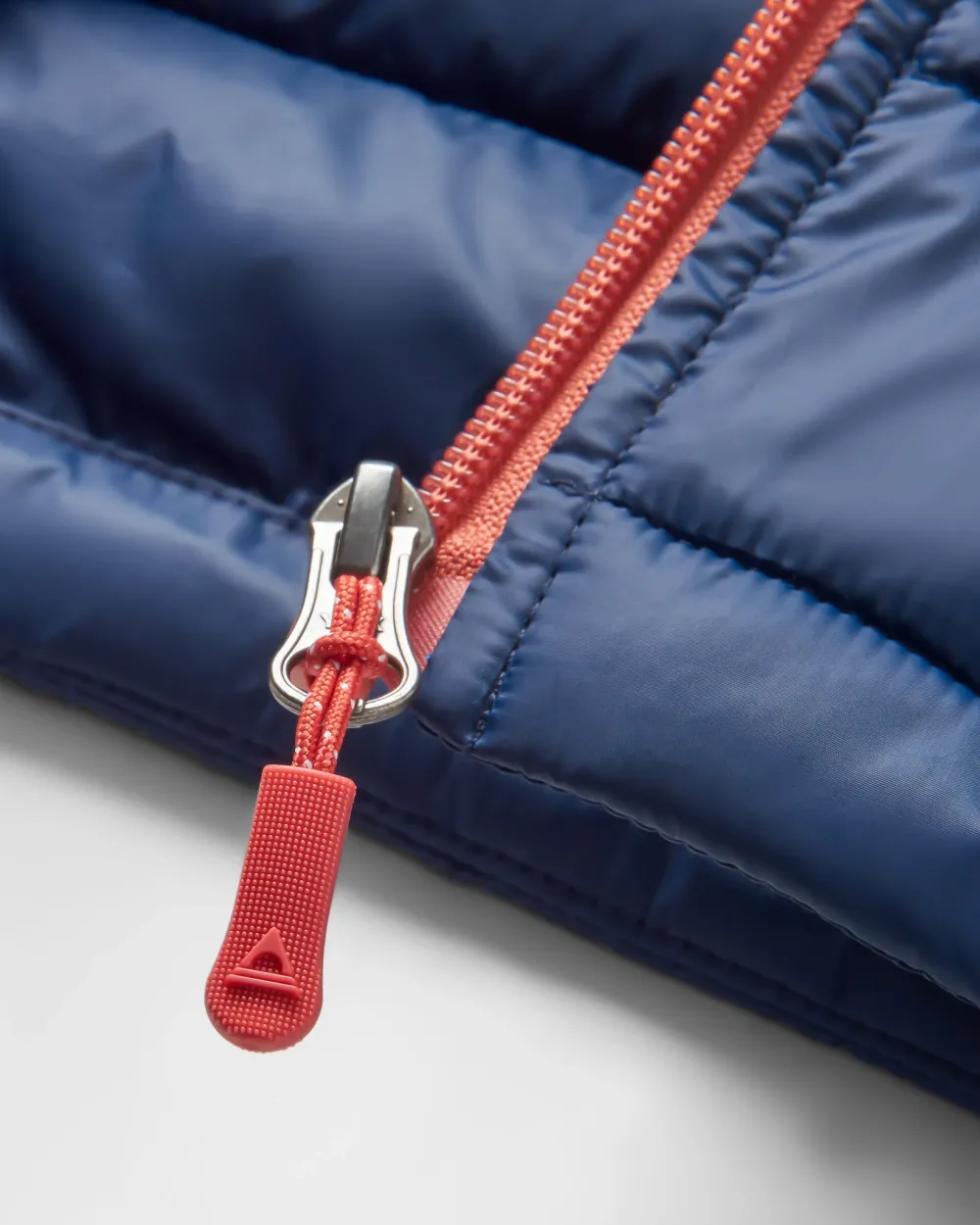 Passenger Insulated>Roamer Insulated Vest Rich Navy/Cobalt