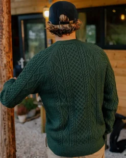 Passenger Knitwear|Winter Road Trip Essentials><noscript><img width=