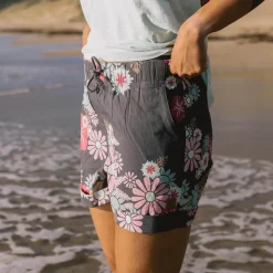 Passenger Shorts|Women's Outlet>Santosa Shorts Black Flower Burst