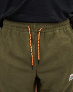 Floris van Bommel Pants|Winter Road Trip Essentials><noscript><img width=