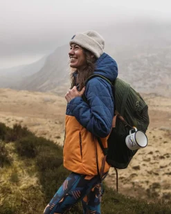 Passenger Water Resistant|Insulated>Singletrack Recycled Thermore® Insulated Jacket Dark Denim/ Apricot