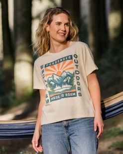 Passenger Tops & T-Shirts><noscript><img width=