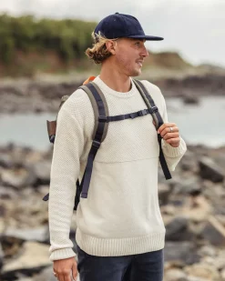 Passenger Knitwear|Winter Road Trip Essentials><noscript><img width=