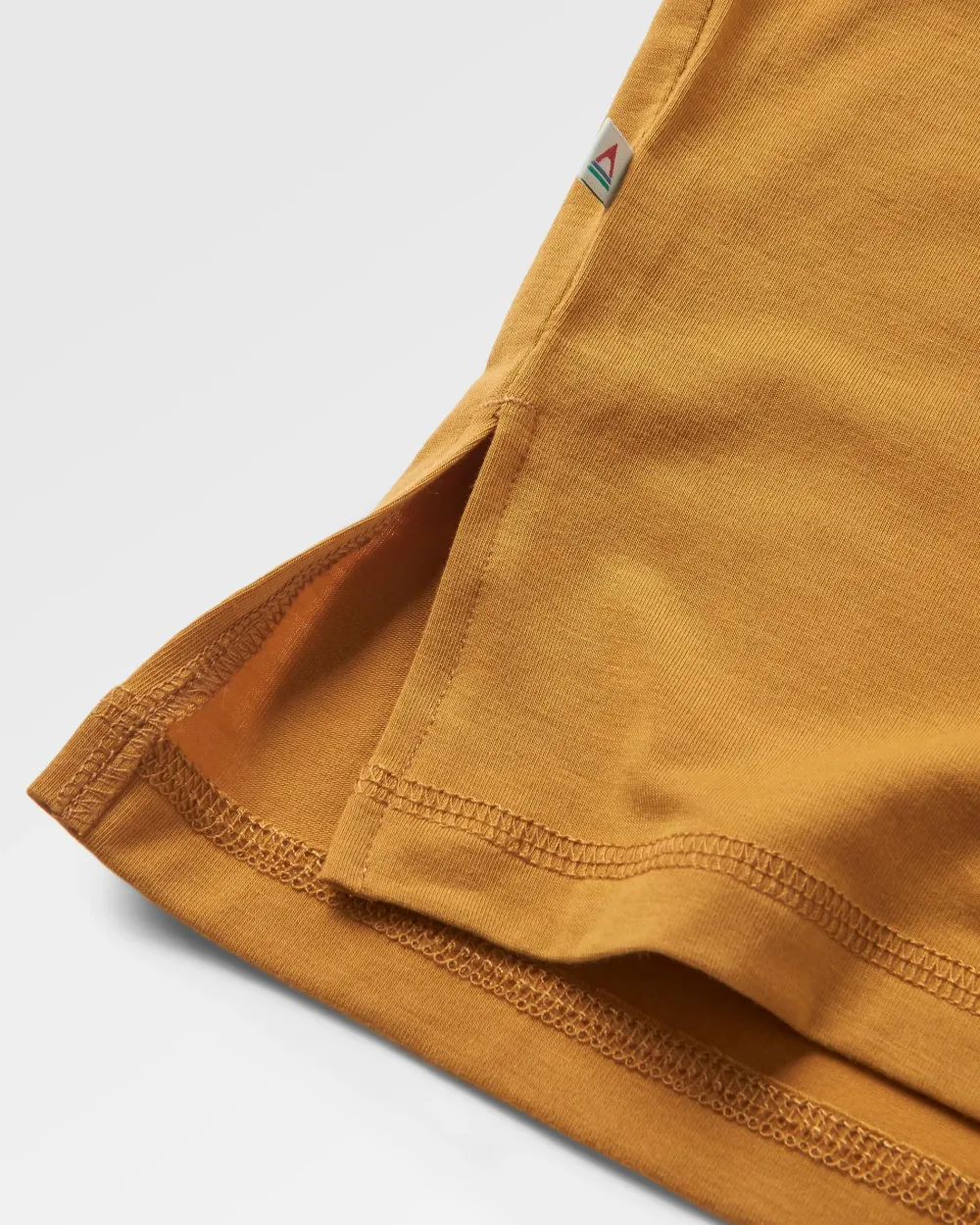Floris van Bommel Activewear|T-Shirts & Tank Tops>Trail Active Recycled T-shirt Dusty Ochre