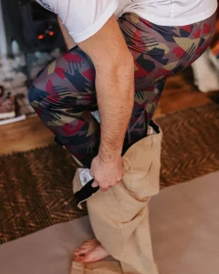 Floris van Bommel Pants|Activewear><noscript><img width=