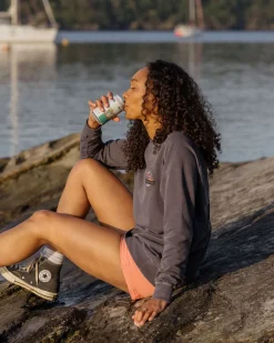 Passenger Hoodies & Sweatshirts><noscript><img width=